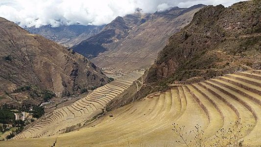 Pisac Terraces.jpg