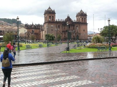 Basilica Cusco.jpg