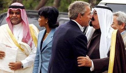 bush-kisses-saudi-prince-4-15-09.jpg