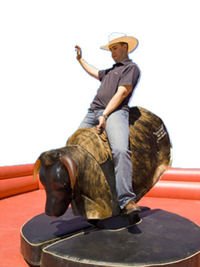 Mechanical_Bull-Fun_Stuff-Bobby_K_Entertainment_theme_parties.jpg